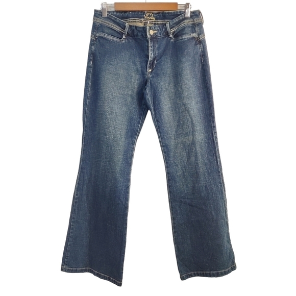 Old Navy The Diva Stretch Low Rise Bootcut Stretch Jeans Women's Sz 8 - Picture 1 of 9